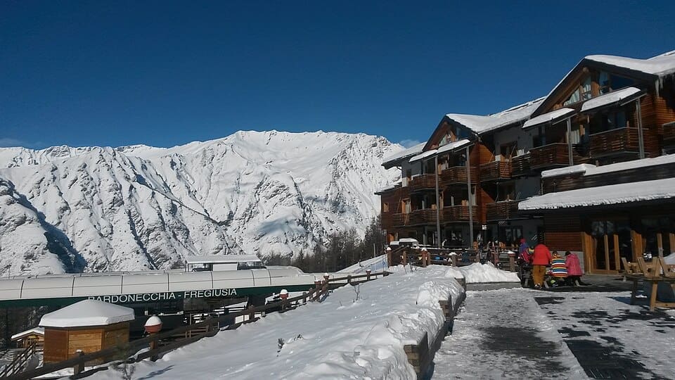 View of Hotel Jafferau above Bardonecchia at approximately 1950m altitude