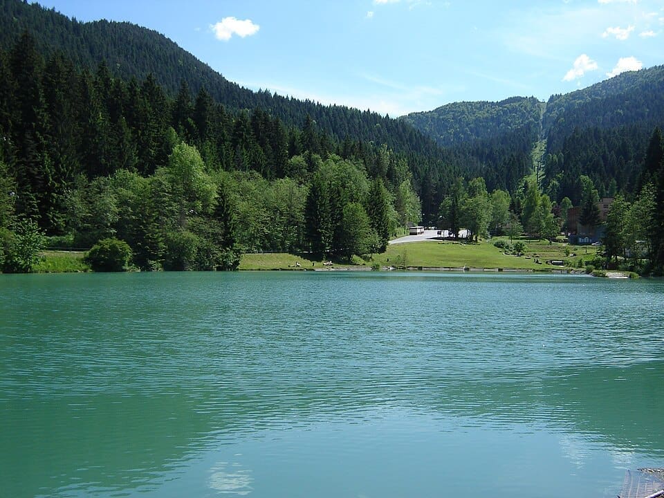 Hrabovo reservoir and cableway to Malino Brdo in Ruzomberok