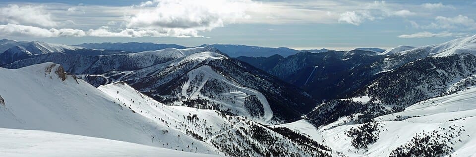 Pal skiing zone