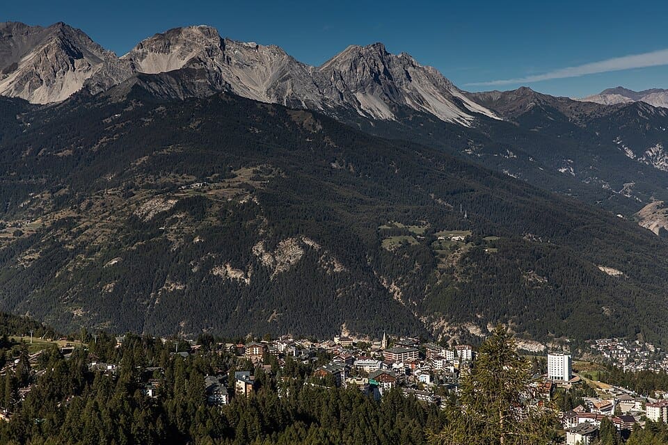 Sauze d'Oulx village and mountains