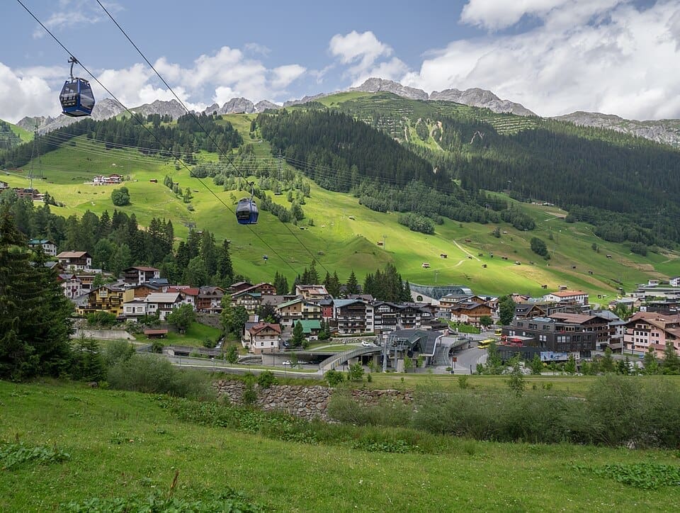 St. Anton am Arlberg, ski lift Rendlbahn. Tyrol, Austria